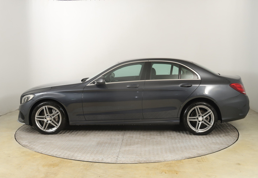 Mercedes-Benz C, 2015
