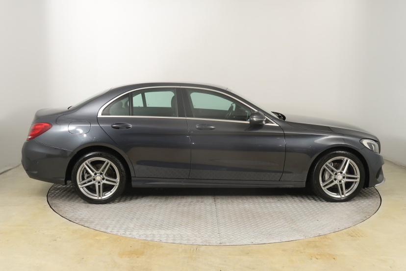 Mercedes-Benz C, 2015