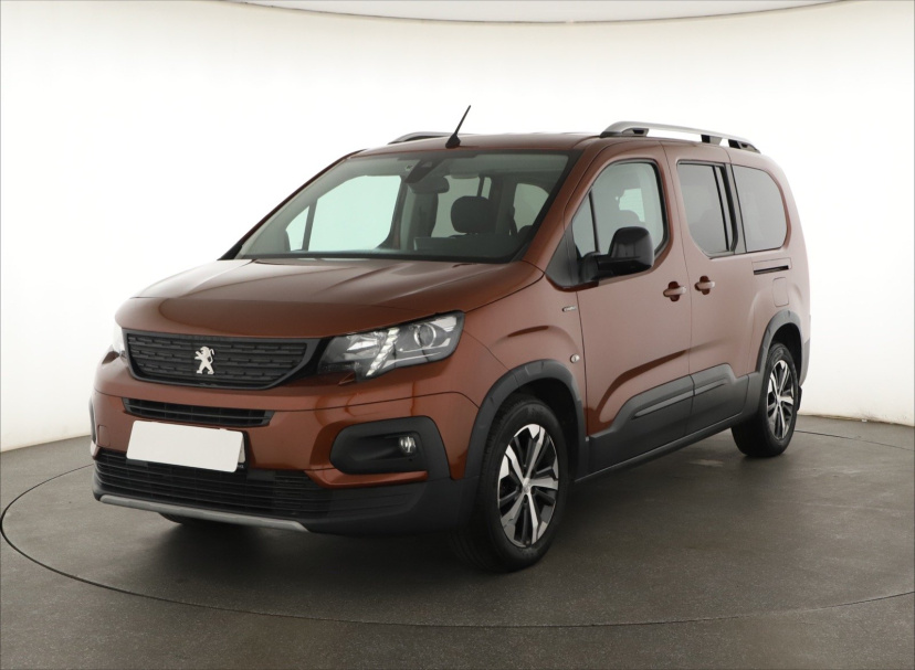 Peugeot Rifter, 2020