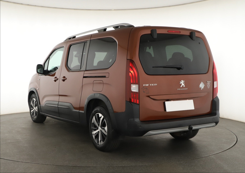 Peugeot Rifter, 2020