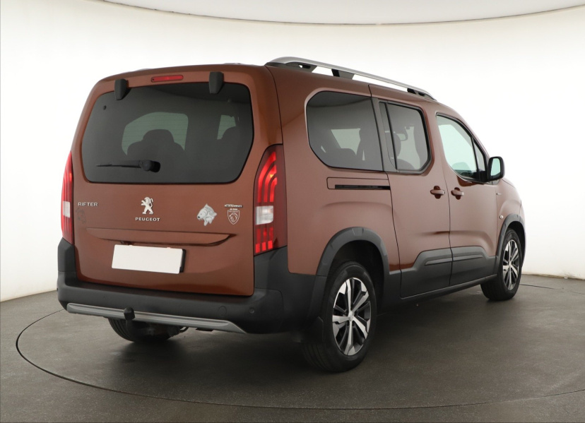 Peugeot Rifter, 2020