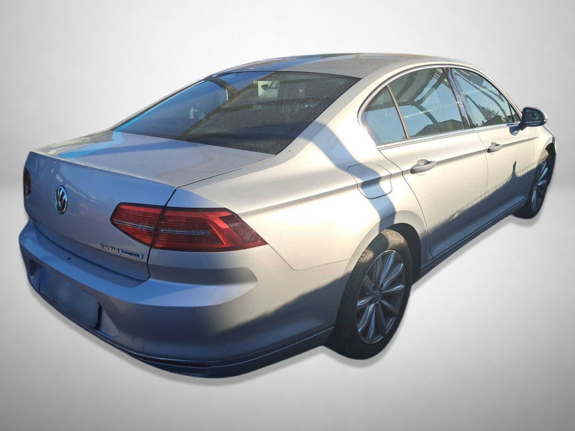 Volkswagen Passat, 2016