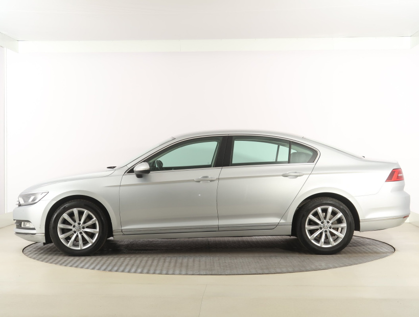 Volkswagen Passat, 2016