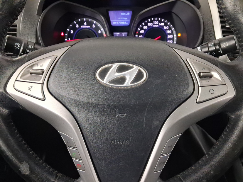 Hyundai ix20, 2011