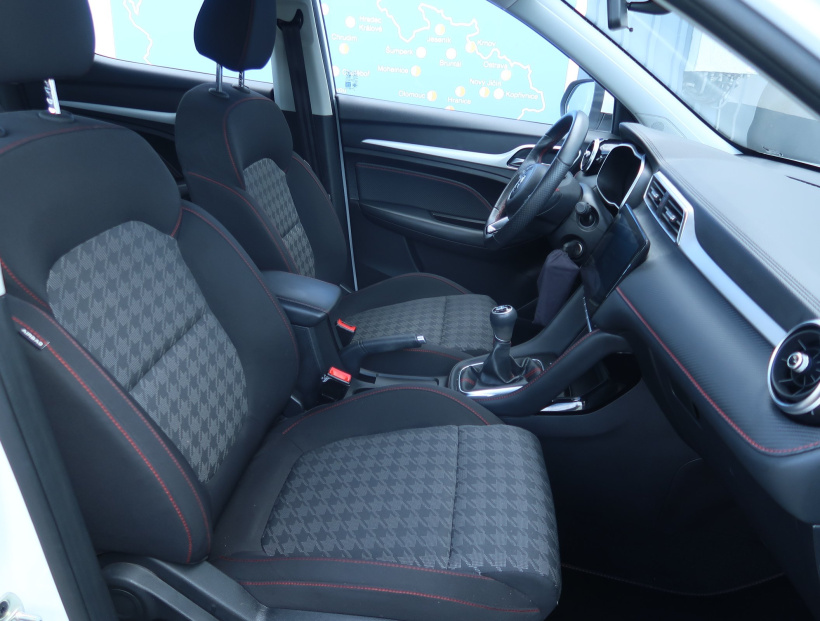 MG ZS SUV, 2024