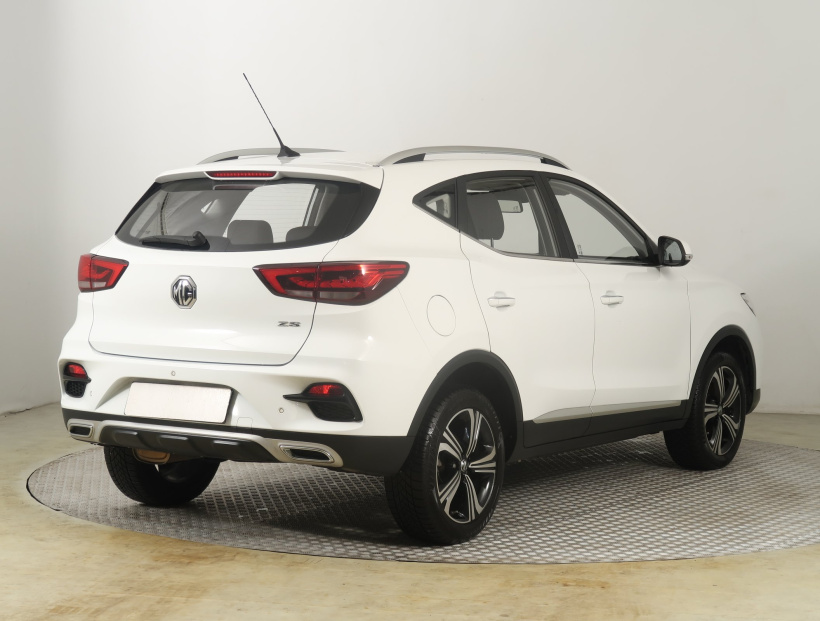 MG ZS SUV, 2024