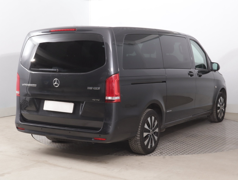 Mercedes-Benz Vito, 2022