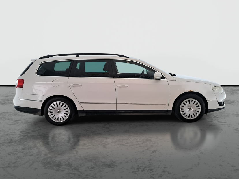 Volkswagen Passat, 2010
