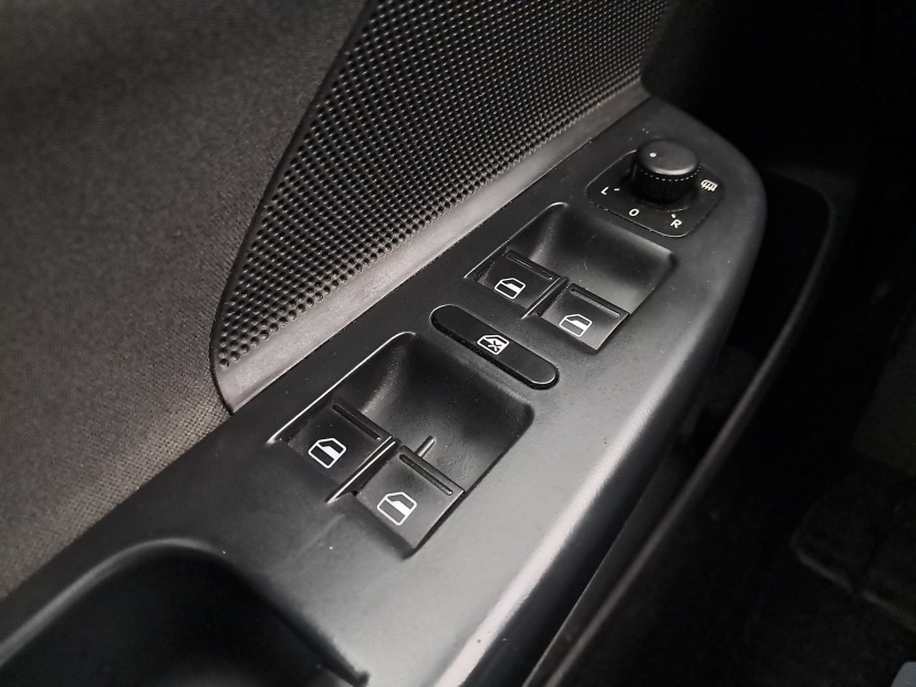Volkswagen Golf, 2011