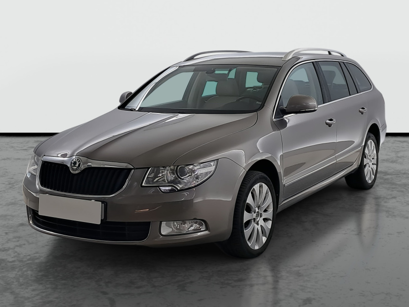 Škoda Superb, 2011