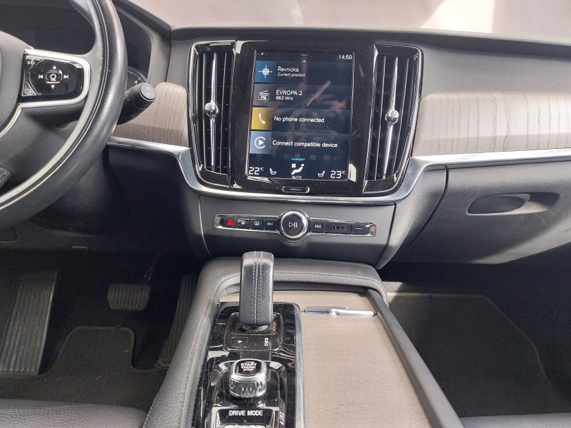 Volvo V90 Cross Country, 2021