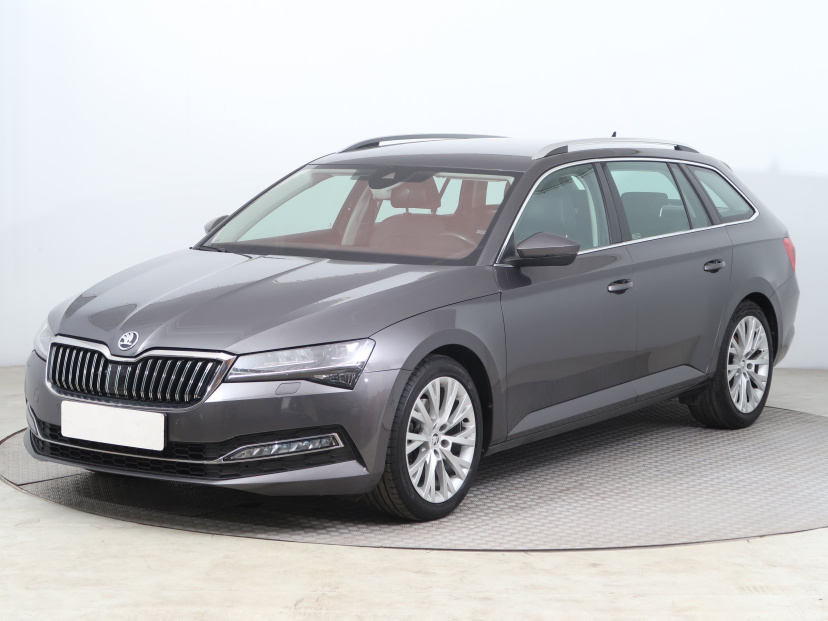 Škoda Superb, 2022