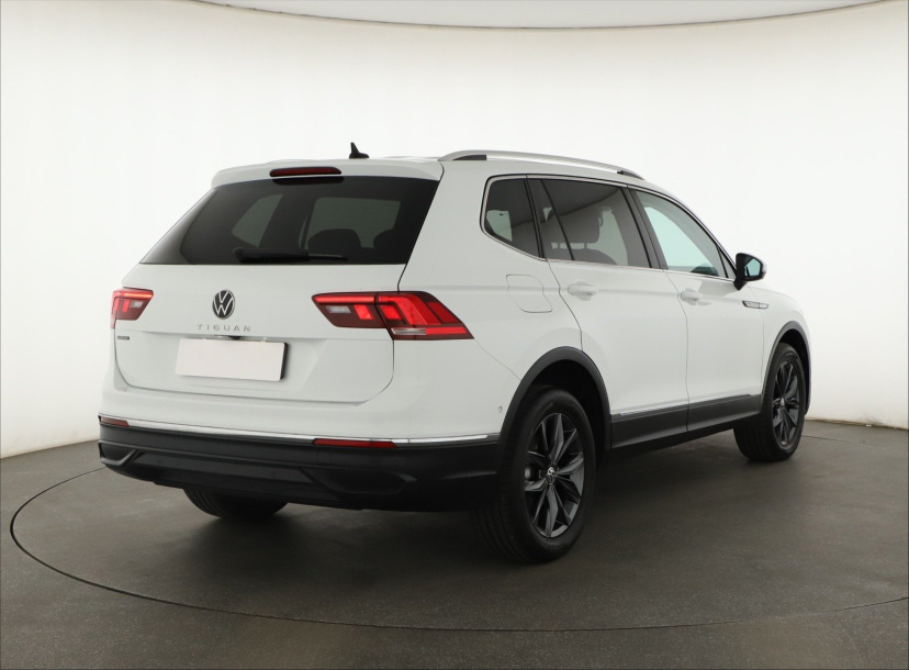 Volkswagen Tiguan Allspace, 2023