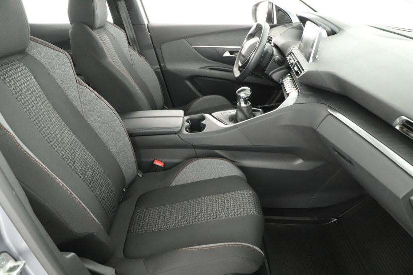 Peugeot 3008, 2023