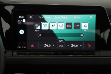 Volkswagen Golf - 2023