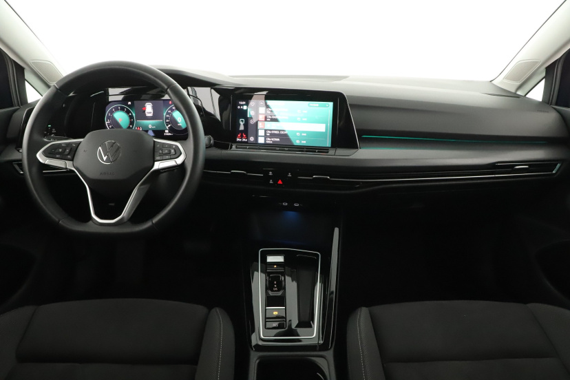 Volkswagen Golf, 2023
