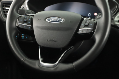 Ford Kuga - 2024