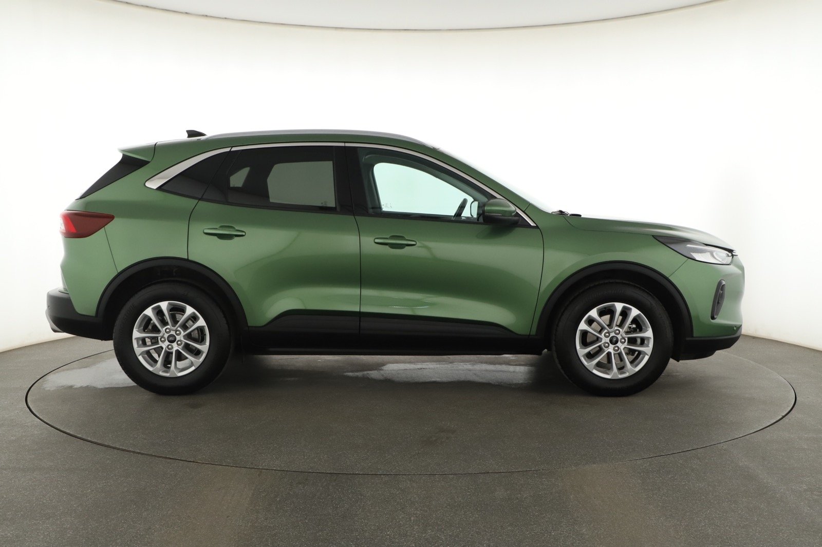 Ford Kuga - 2024