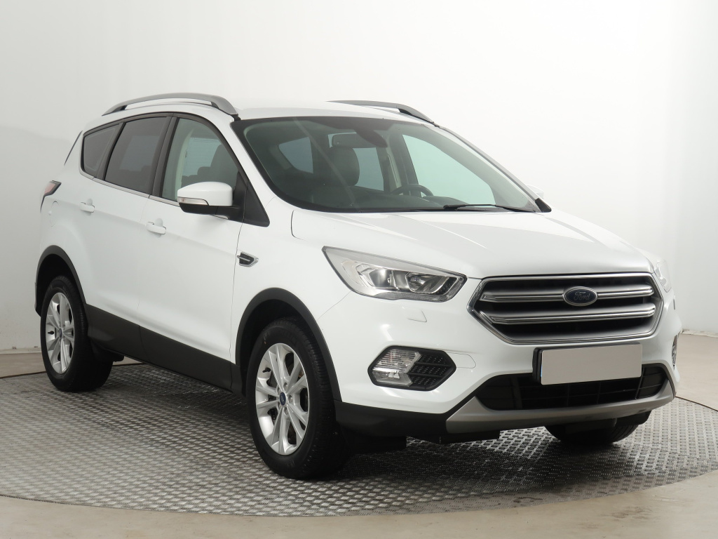 Ford Kuga, 2019