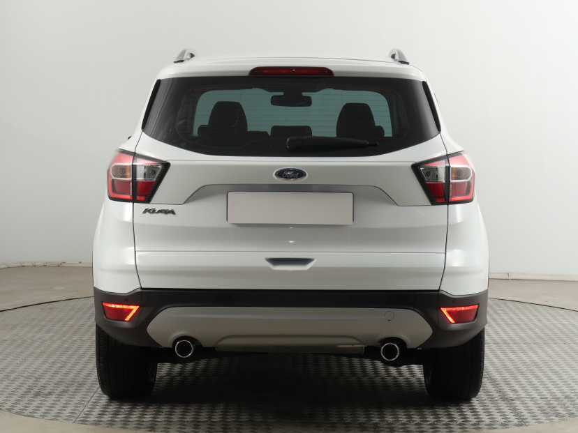 Ford Kuga, 2019