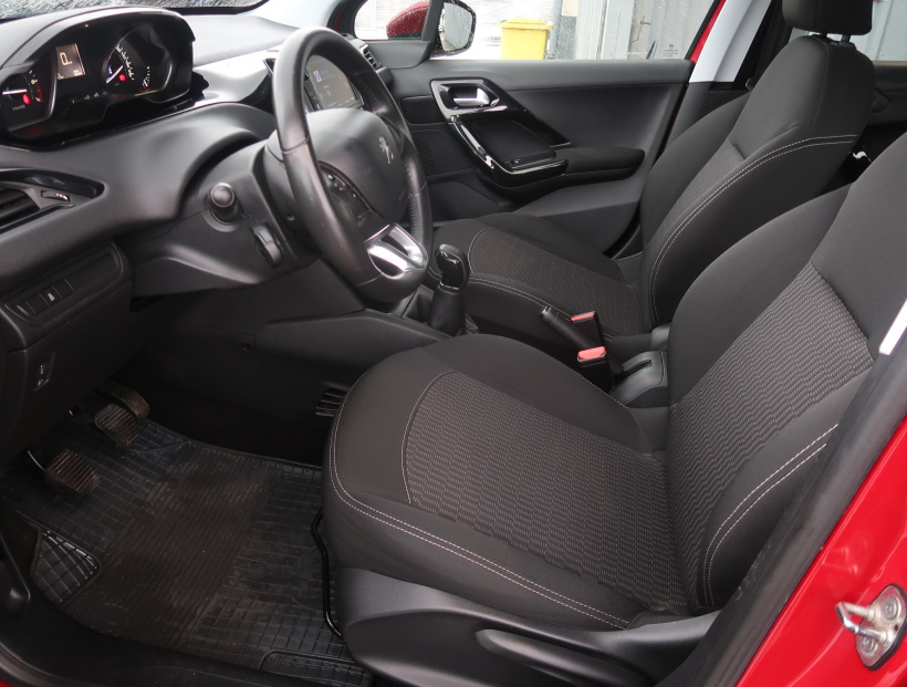 Peugeot 208, 2017