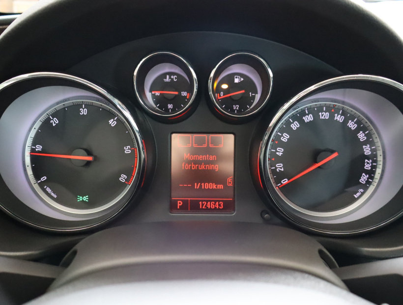Opel Insignia, 2009