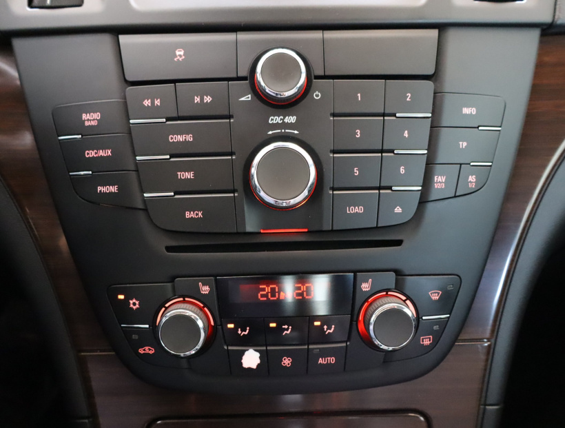 Opel Insignia, 2009