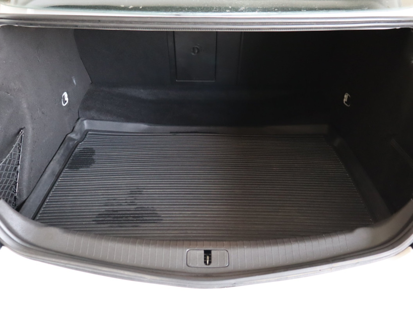 Opel Insignia, 2009