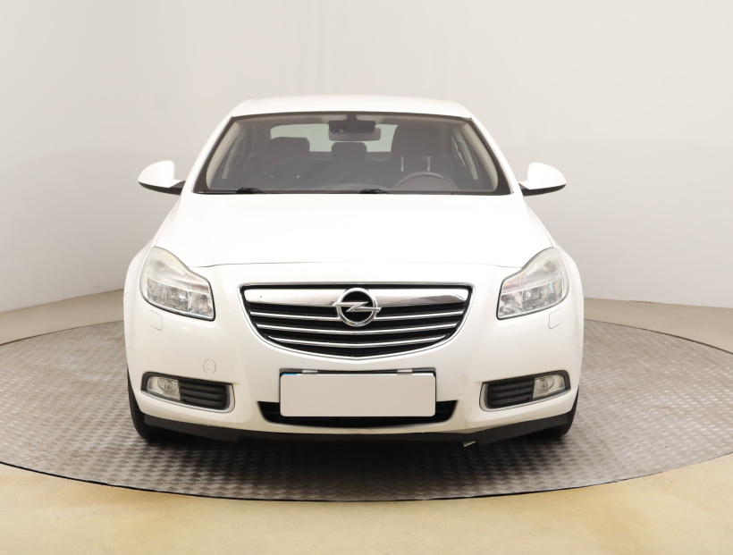 Opel Insignia, 2009