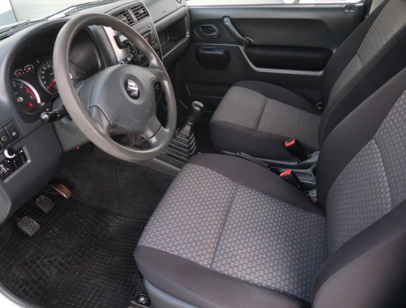Suzuki Jimny, 2012