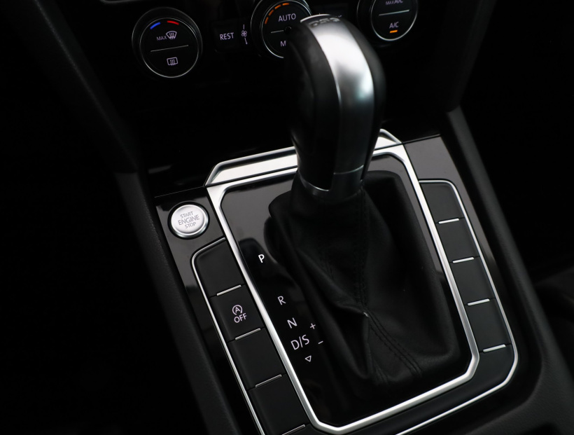 Volkswagen Passat, 2016