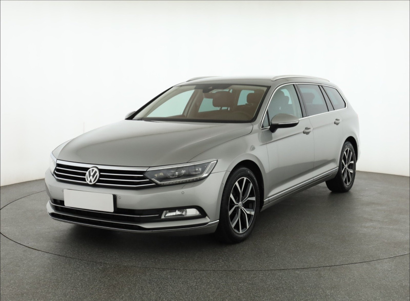 Volkswagen Passat, 2016