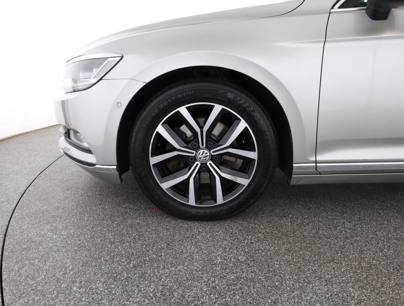 Volkswagen Passat, 2016