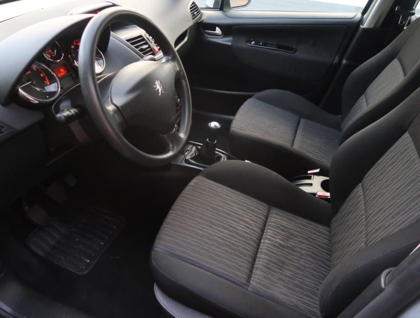 Peugeot 207, 2011