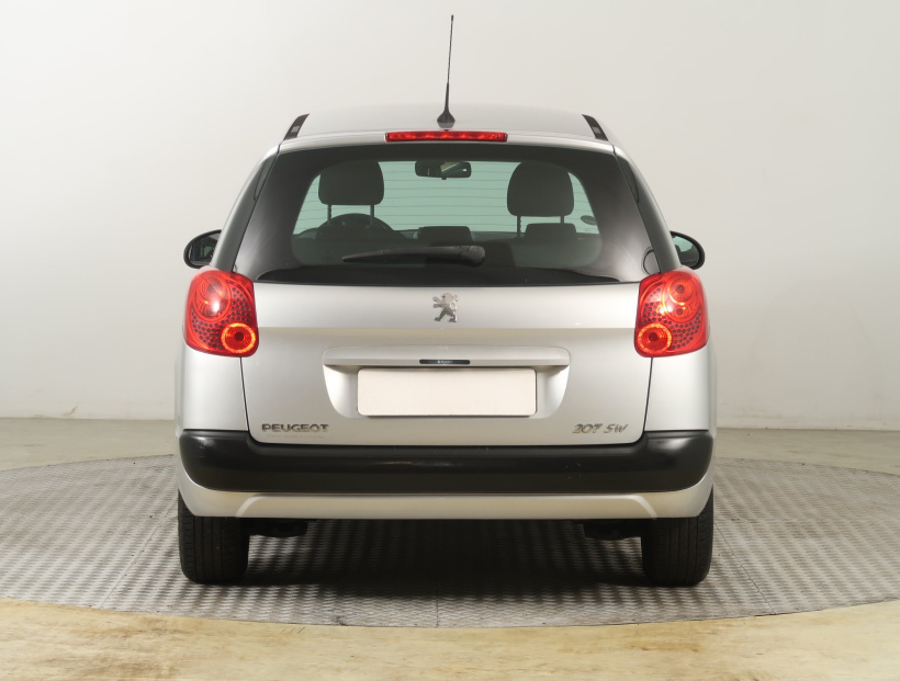 Peugeot 207, 2011