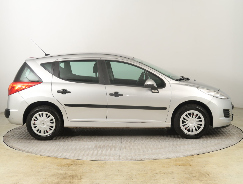Peugeot 207, 2011
