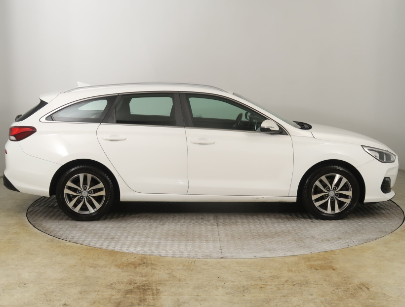 Hyundai i30, 2019