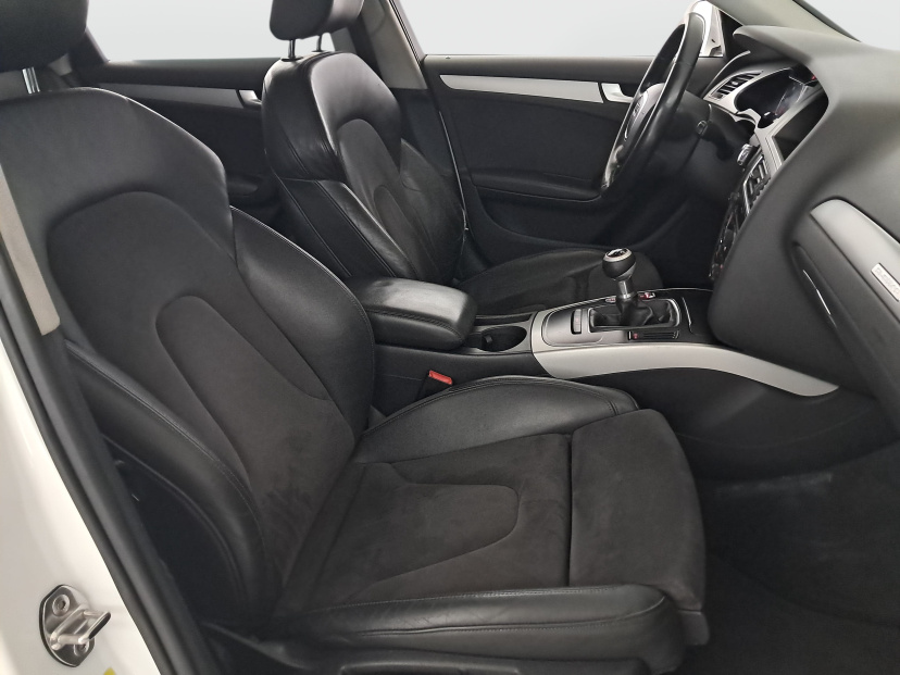 Audi A4, 2011