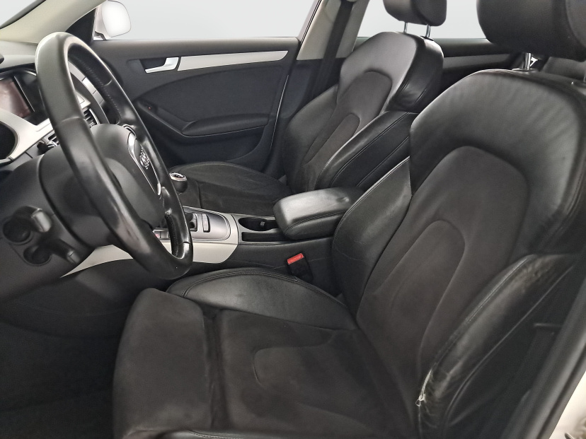 Audi A4, 2011