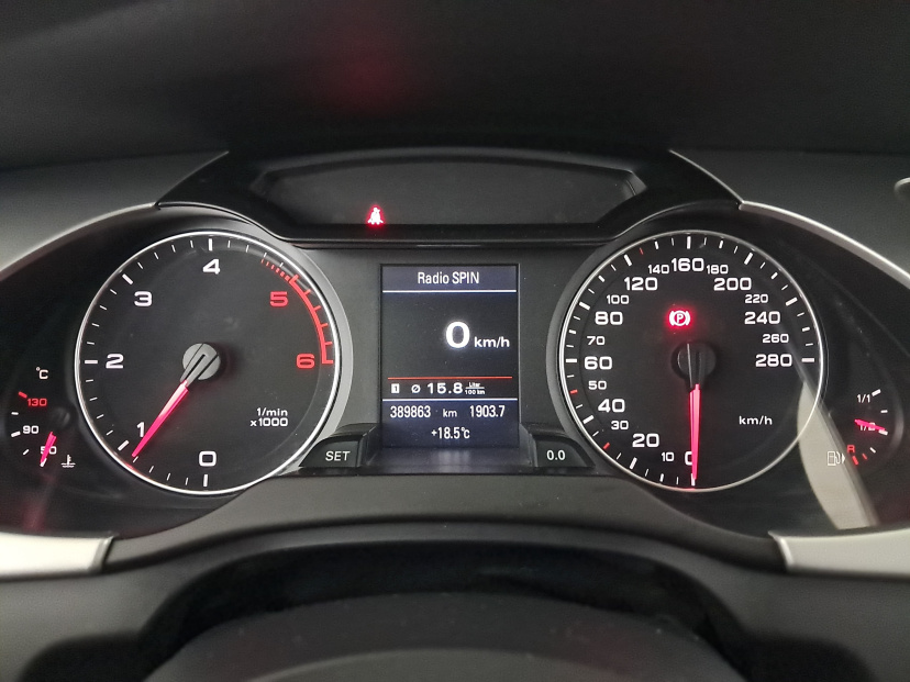 Audi A4, 2011