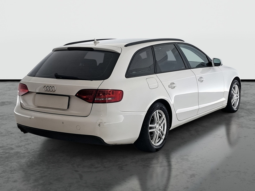 Audi A4, 2011