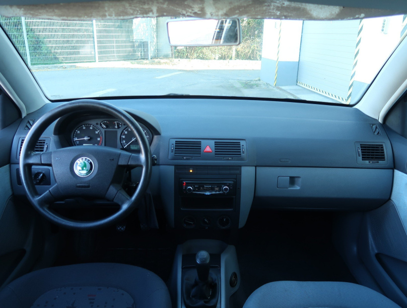 Škoda Fabia, 2001