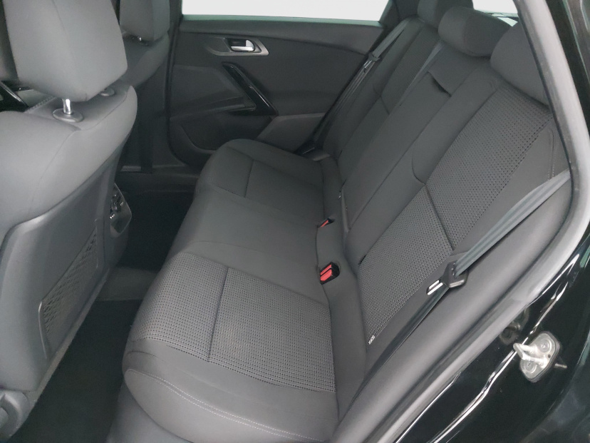 Peugeot 508, 2011