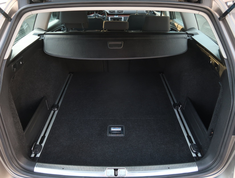 Volkswagen Passat, 2012