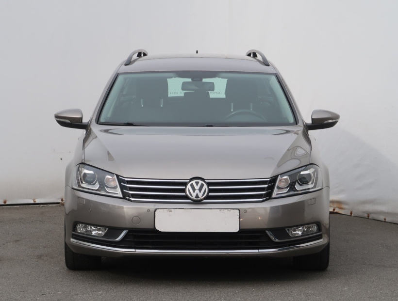 Volkswagen Passat, 2012