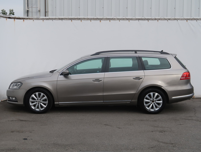 Volkswagen Passat, 2012