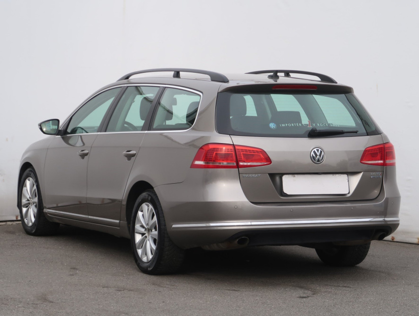 Volkswagen Passat, 2012