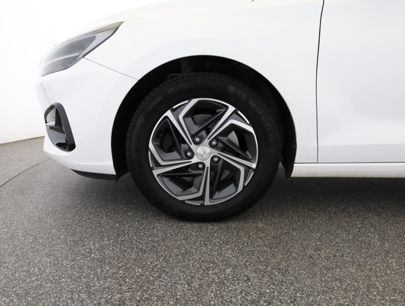 Hyundai i30, 2022