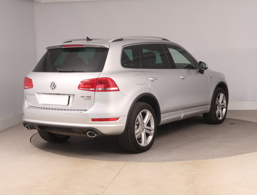 Volkswagen Touareg, 2013