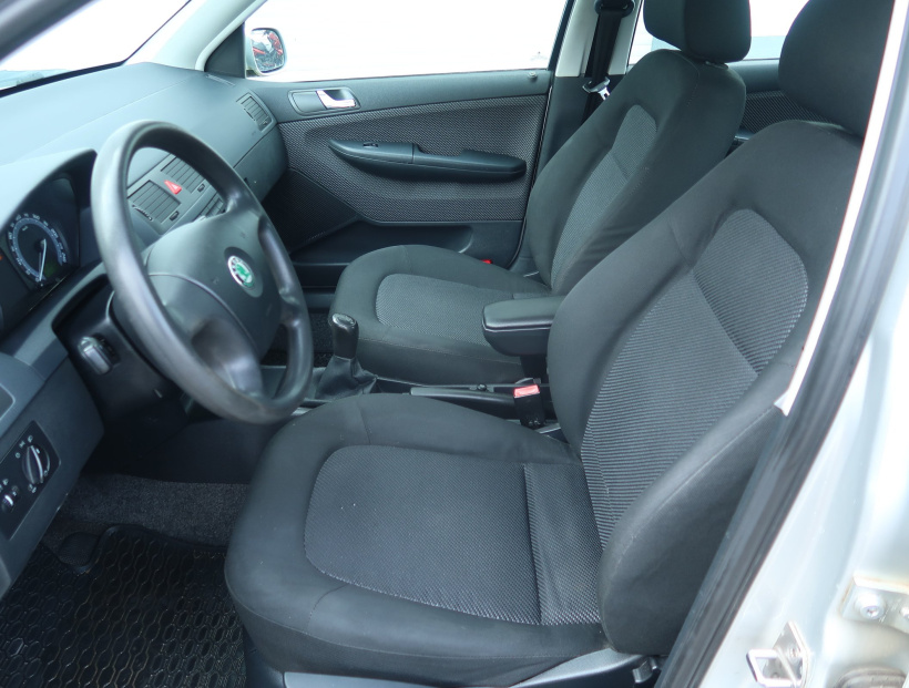 Škoda Fabia, 2005